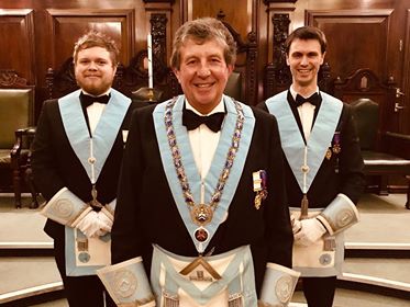 46491677_2245726865716127_2875233515203461120_n